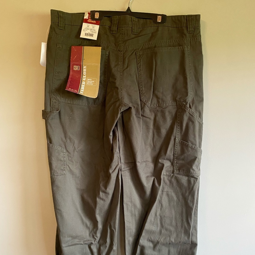 Faded Glory Flannel Lined Khakis Green